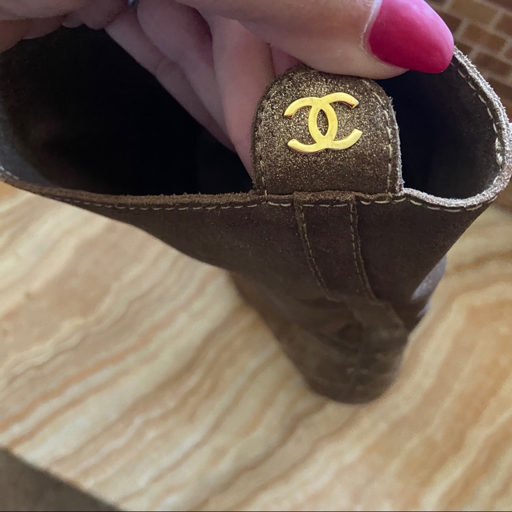 Chanel bronze boots 🌟RARE🌟 - Picture 12 of 15